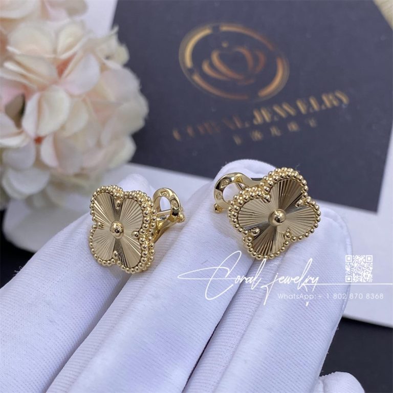 Van Cleef & Arpels Vintage Alhambra Earrings Guilloché Yellow Gold Vcarp3jl00 (4)