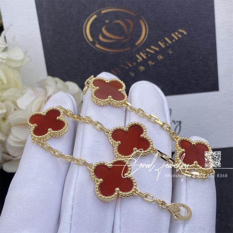 Van Cleef & Arpels Vvintage Alhambra Bracelet, 5 Motifs Yellow Gold, Carnelian Vcard35500 (3)