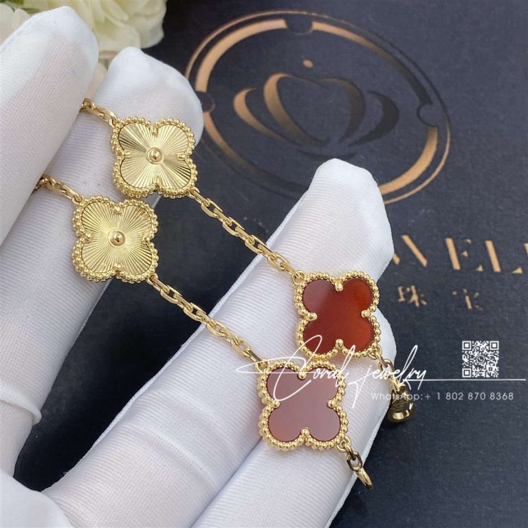 Van Cleef & Arpels Vintage Alhambra Bracelet, 5 Motifs Vcarp7rp00 – Yellow Gold Edition (2)