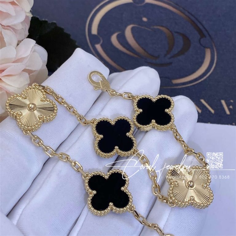 Van Cleef & Arpels Vintage Alhambra Bracelet, 5 Motifs Yellow Gold Guilloché And Onyx (4)