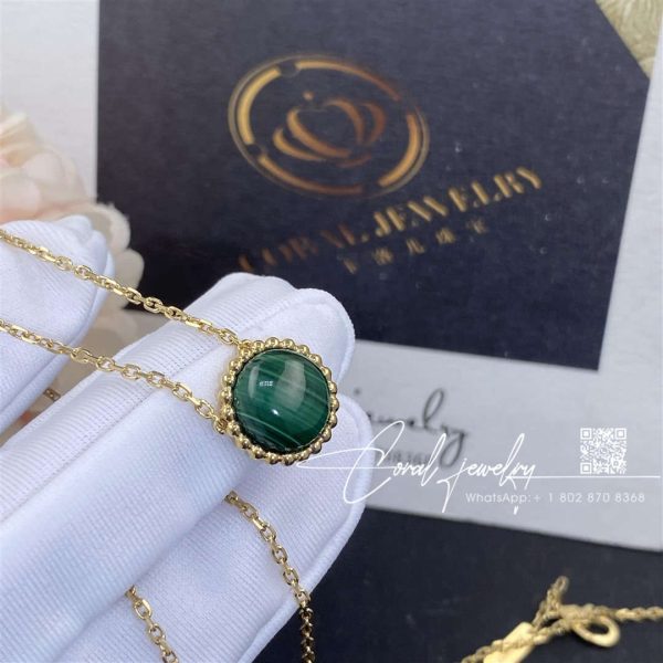 Van Cleef & Arpels Perlée Couleurs Pendant Yellow Gold, Malachite Vcarp4dm00 (1)