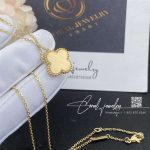 Van Cleef & Arpels Vintage Alhambra 2018 Holiday Necklace Yellow Gold Mother Of Pearl (6)