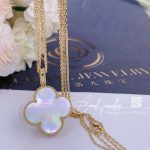 Van cleef & arpels magic alhambra long necklace, 1 motif yellow gold, mother of pearl vcaro49l00 (6)