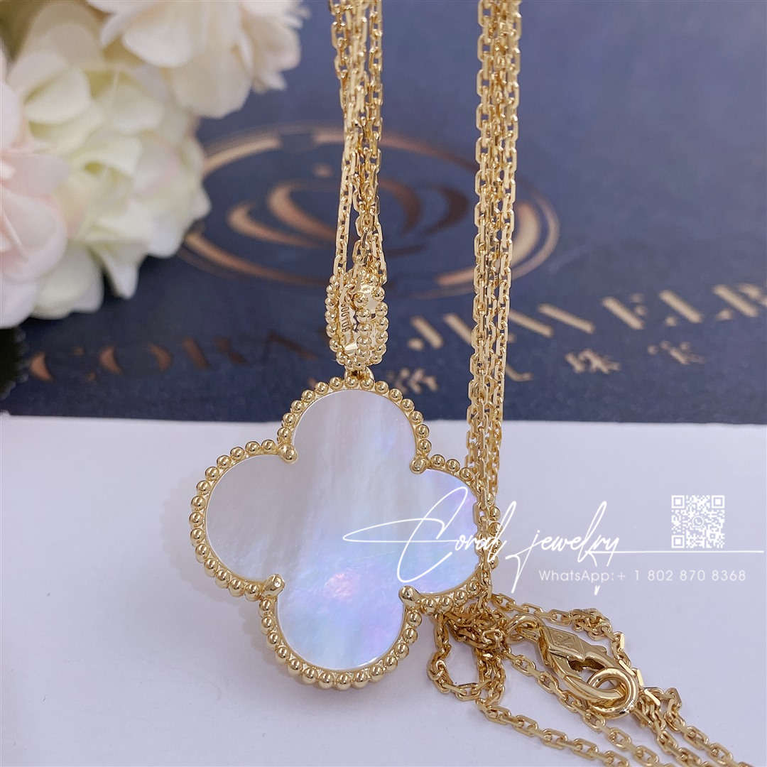 Van cleef & arpels magic alhambra long necklace, 1 motif yellow gold, mother of pearl vcaro49l00 (8)