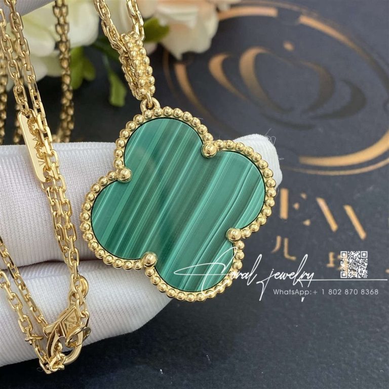 Van cleef & arpels magic alhambra long necklace, 1 motif yellow gold, malachite vcaro3mg00 (5)