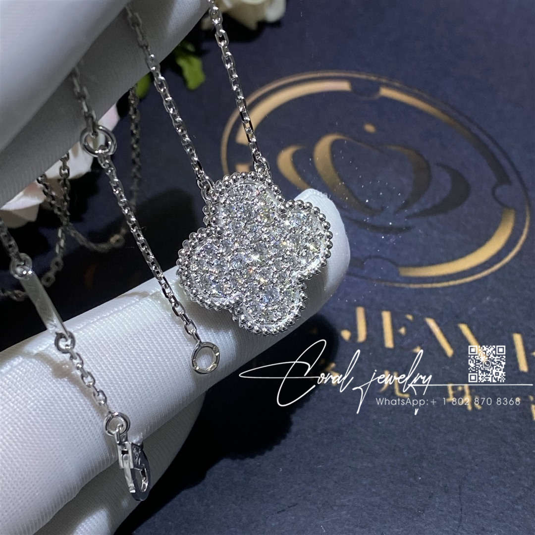 Van cleef & arpels magic alhambra pendant white gold, diamond vcarn9ms00 (1)