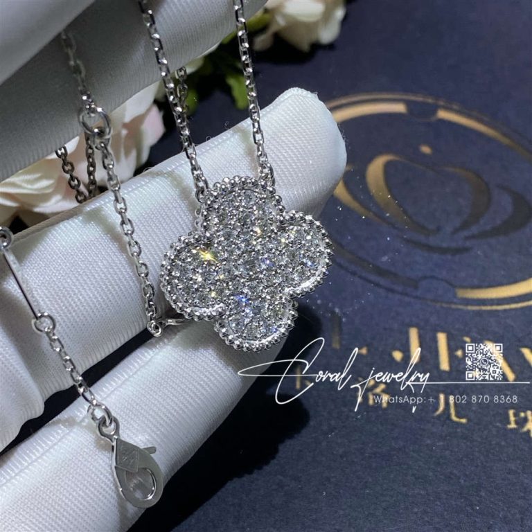 Van cleef & arpels magic alhambra pendant white gold, diamond vcarn9ms00 (6)