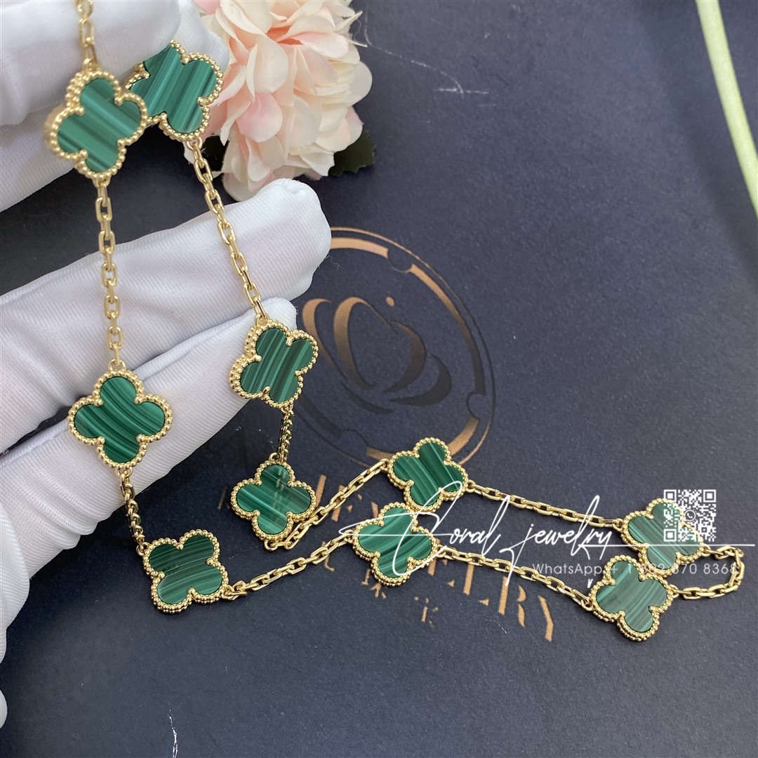 Van cleef & arpels vintage alhambra necklace, 10 motifs yellow gold, malachite vcaro3qj00 (2)