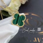 Van cleef & arpels vintage alhambra pendant yellow gold, malachite vcaro9va00 (1)