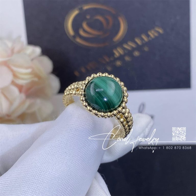 Van Cleef & Arpels Perlée Couleurs Ring Yellow Gold, Malachite Vcarp4dp00 (2)