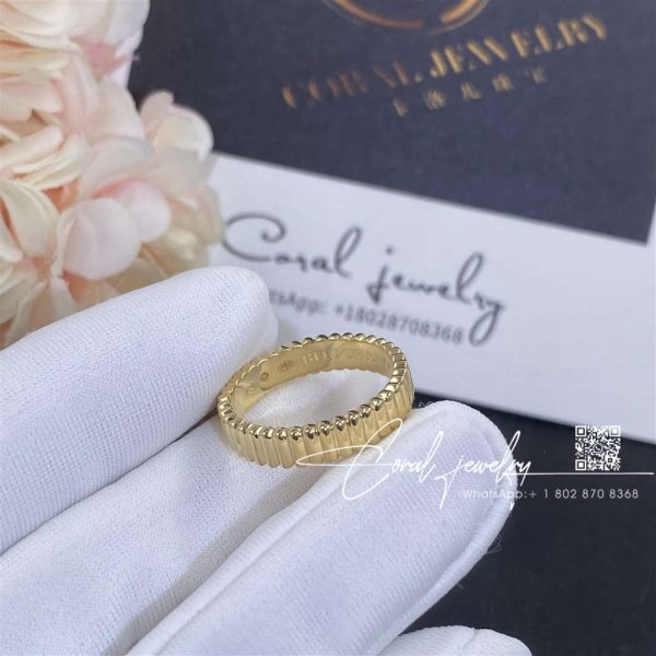 Boucheron Quatre grosgrain ring yellow gold JRG02720