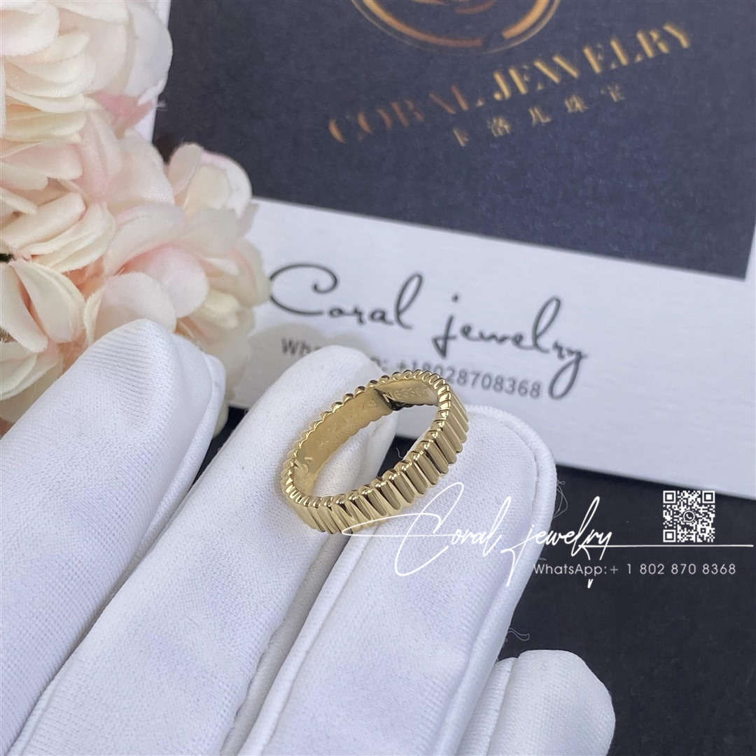 Boucheron quatre grosgrain ring yellow gold jrg02720 (5)
