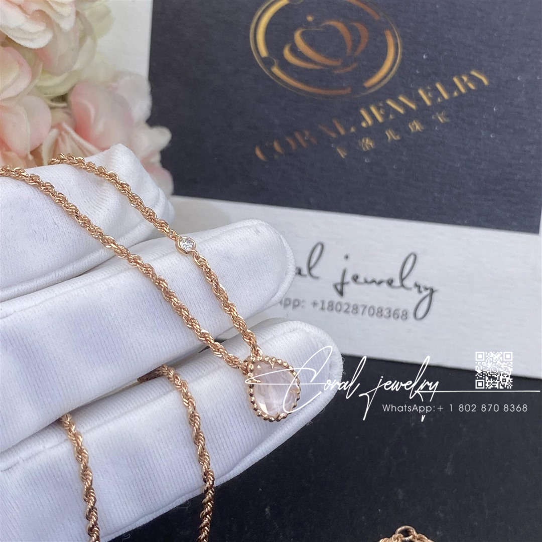 Boucheron serpent bohème pendant rose gold diamond rose quartz xs motif jpn00677 (4)