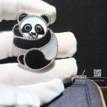 Van Cleef & Arpels Lucky Animals Panda Clip White Gold, Mother Of Pearl, Onyx Vcarp5li00 (23)