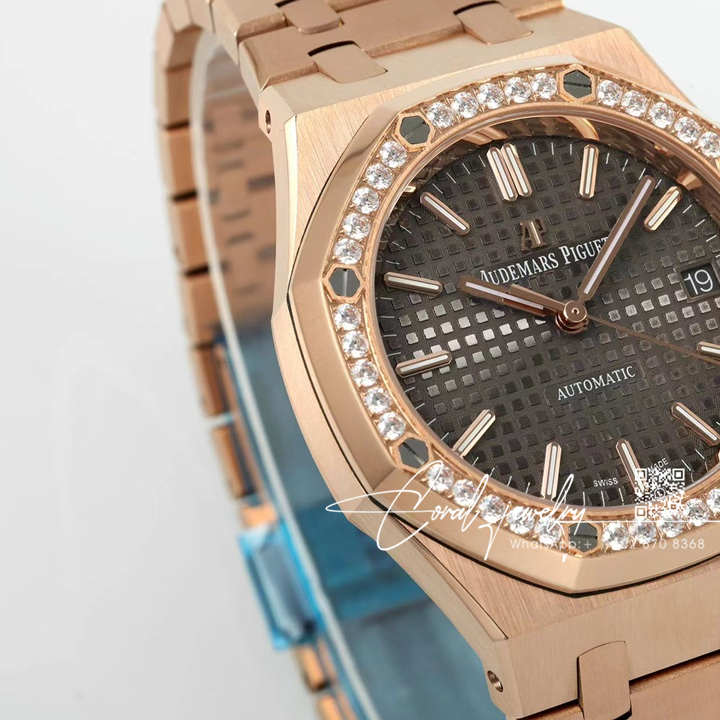 Replica Audemars Piguet Royal Oak Lady 33mm 8f Rg & Diamond Brown Dial Swiss Quartz (2)