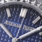 Replica Audemars Piguet Royal Oak Lady 33mm 8f Ss & Diamond Blue Dial Swiss Quartz (4)