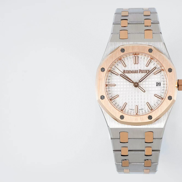 Replica Audemars Piguet Royal Oak Lady 33mm 8f Ss & Rg White Dial Swiss Quartz (1)