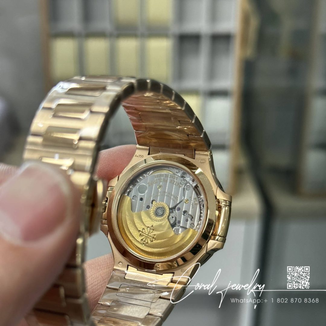 Replica Patek Philippe Nautilus Nautilus 7118 Lady 3kf Yg White Dial Swiss 324 Sc (5)