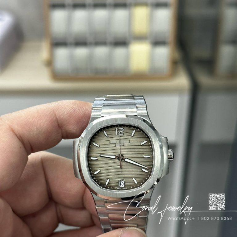 Replica Patek Philippe Nautilus 7118 Lady 3kf Ss Gray Dial Swiss 324 Sc (1)