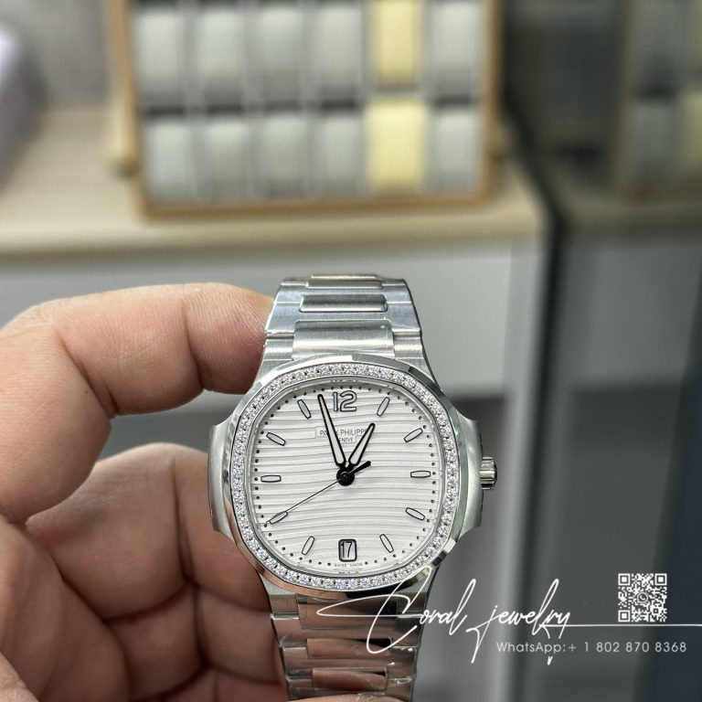 Replica Patek Philippe Nautilus 7118 Lady 3kf Ss White Dial Diamond Bezel Swiss 324 Sc (1)