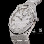 Replica Audemars Piguet Royal Oak Frosted Gold Quartz 33mm 67653 Omf Ss Silver Dial Swiss 3132 (15)