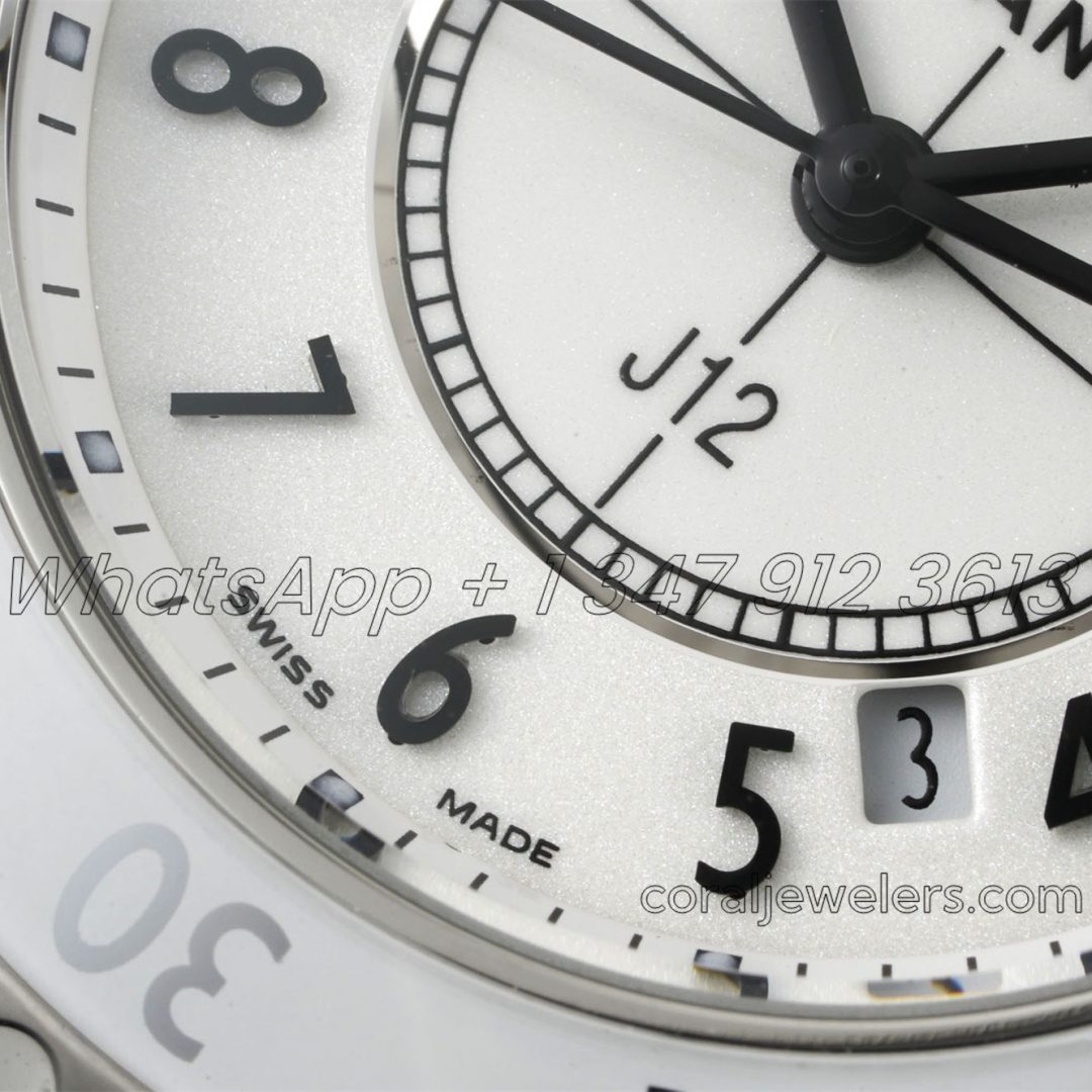 Replica Chanel Ladies J12 Bvf 33mm White Dial Swiss Quartz Movement (14)