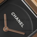 Replica Chanel Ladies Boy·friend Bvf Black Dial And Yg Bezel Swiss Quartz Movement (4)